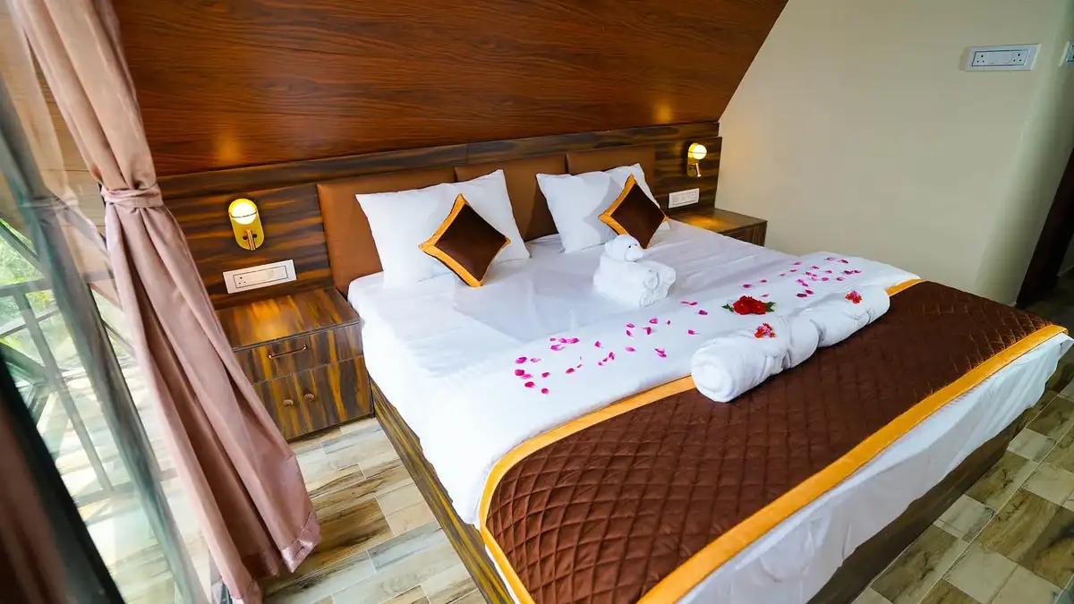 ERA Resorts Kodaikanal good resorts in kodaikanal crescent corner 1